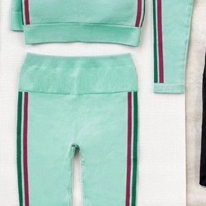 High-Waisted Seamless Stripe Legging